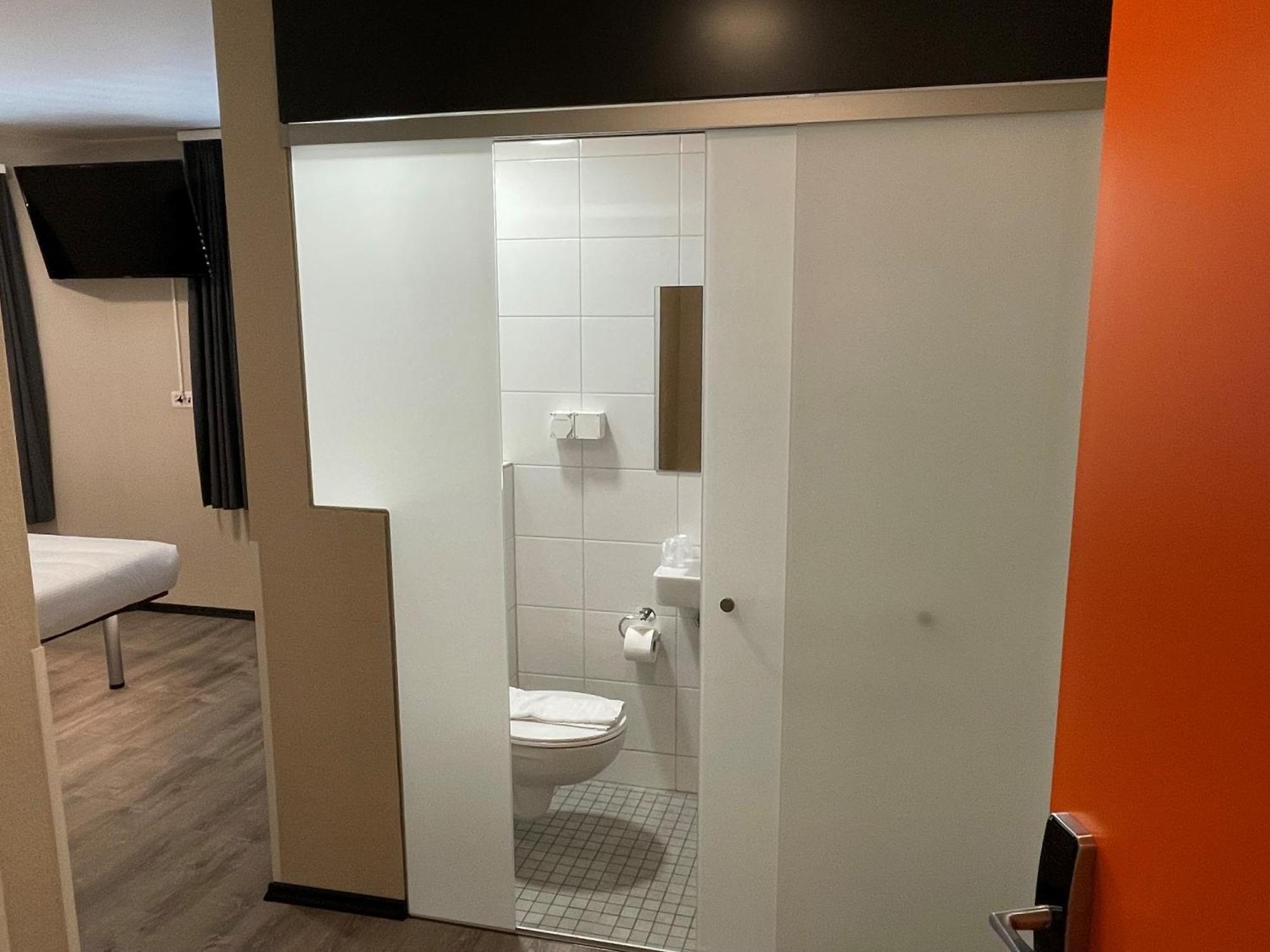 Easyhotel Zuerich Main Station 외부 사진